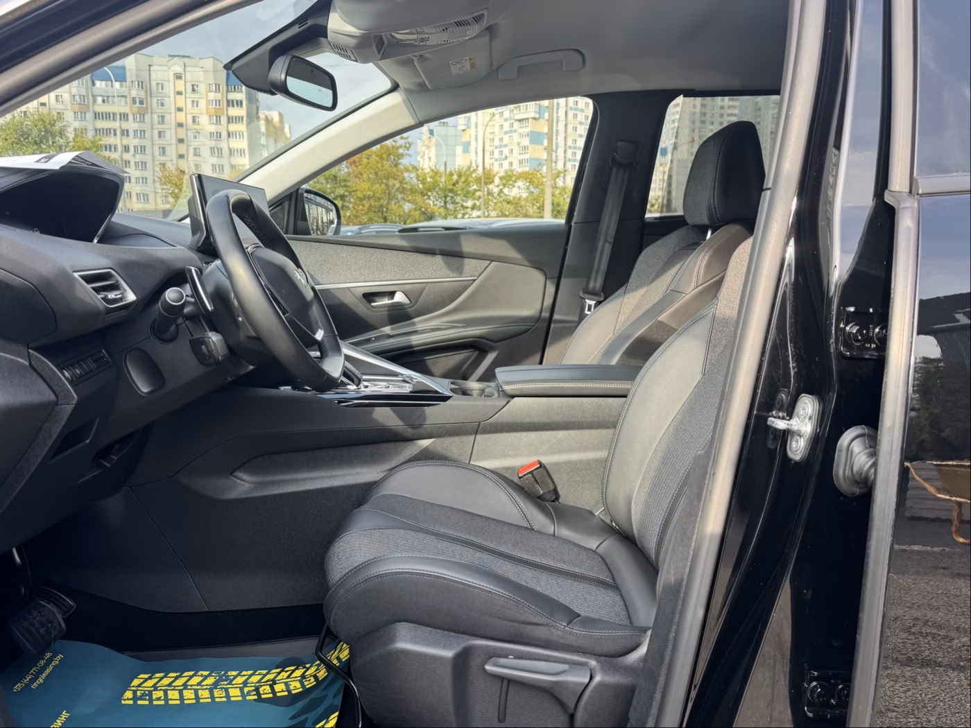 Peugeot 5008 фото 10