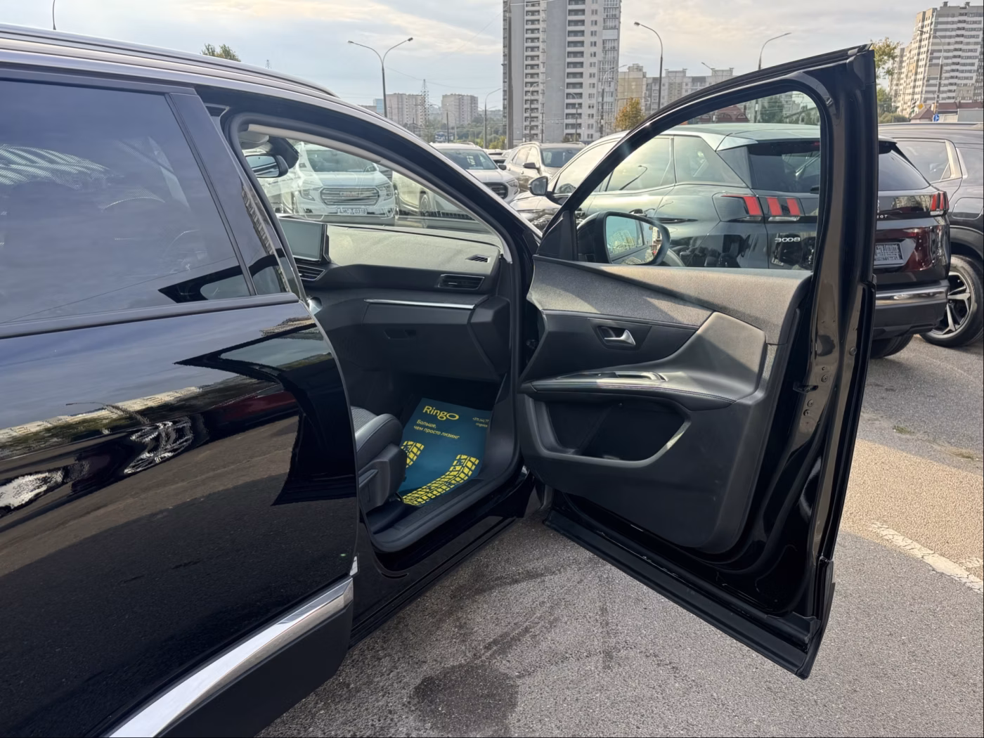 Peugeot 5008 фото 17
