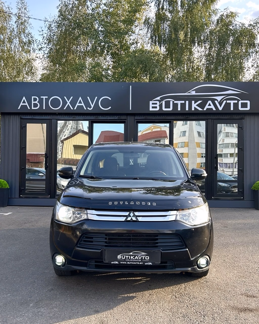 Mitsubishi Outlander фото 2