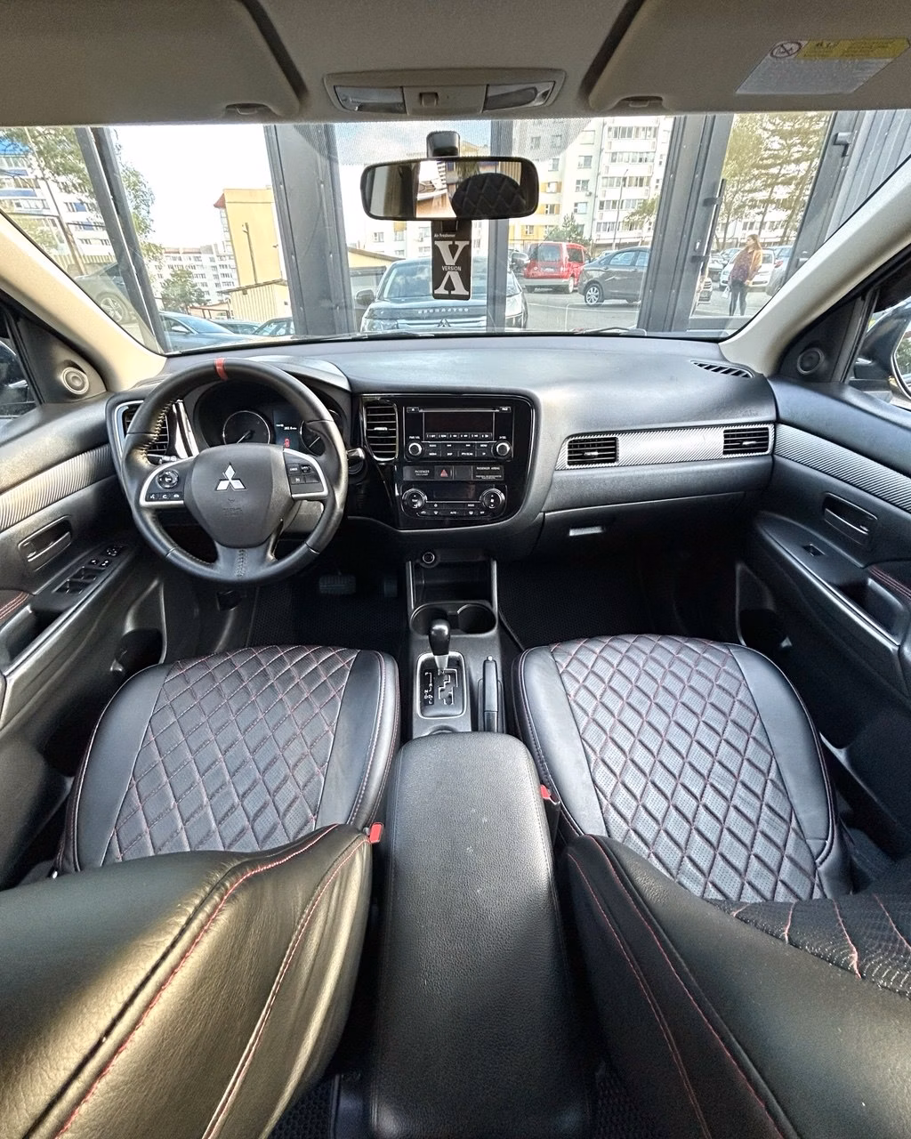 Mitsubishi Outlander фото 9