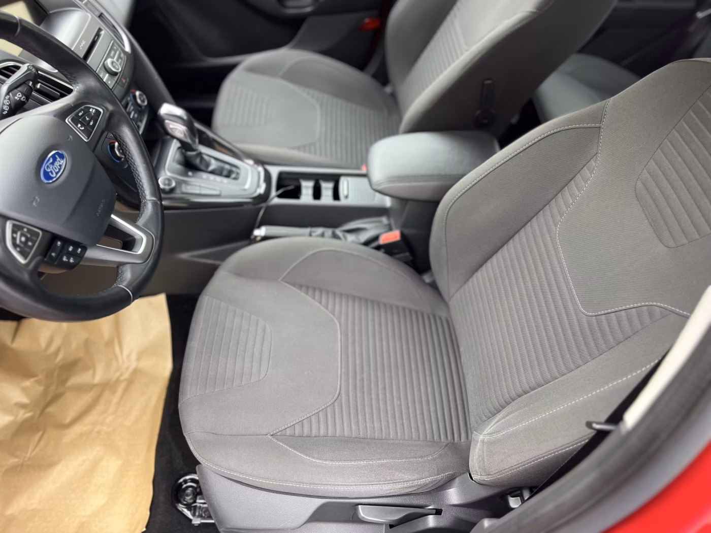 Ford Focus фото 13