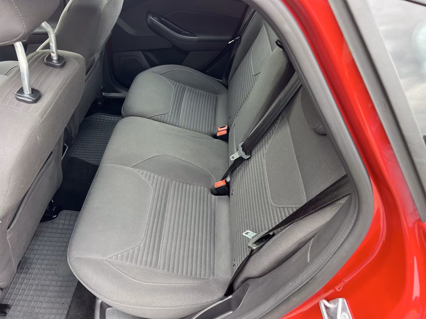 Ford Focus фото 16