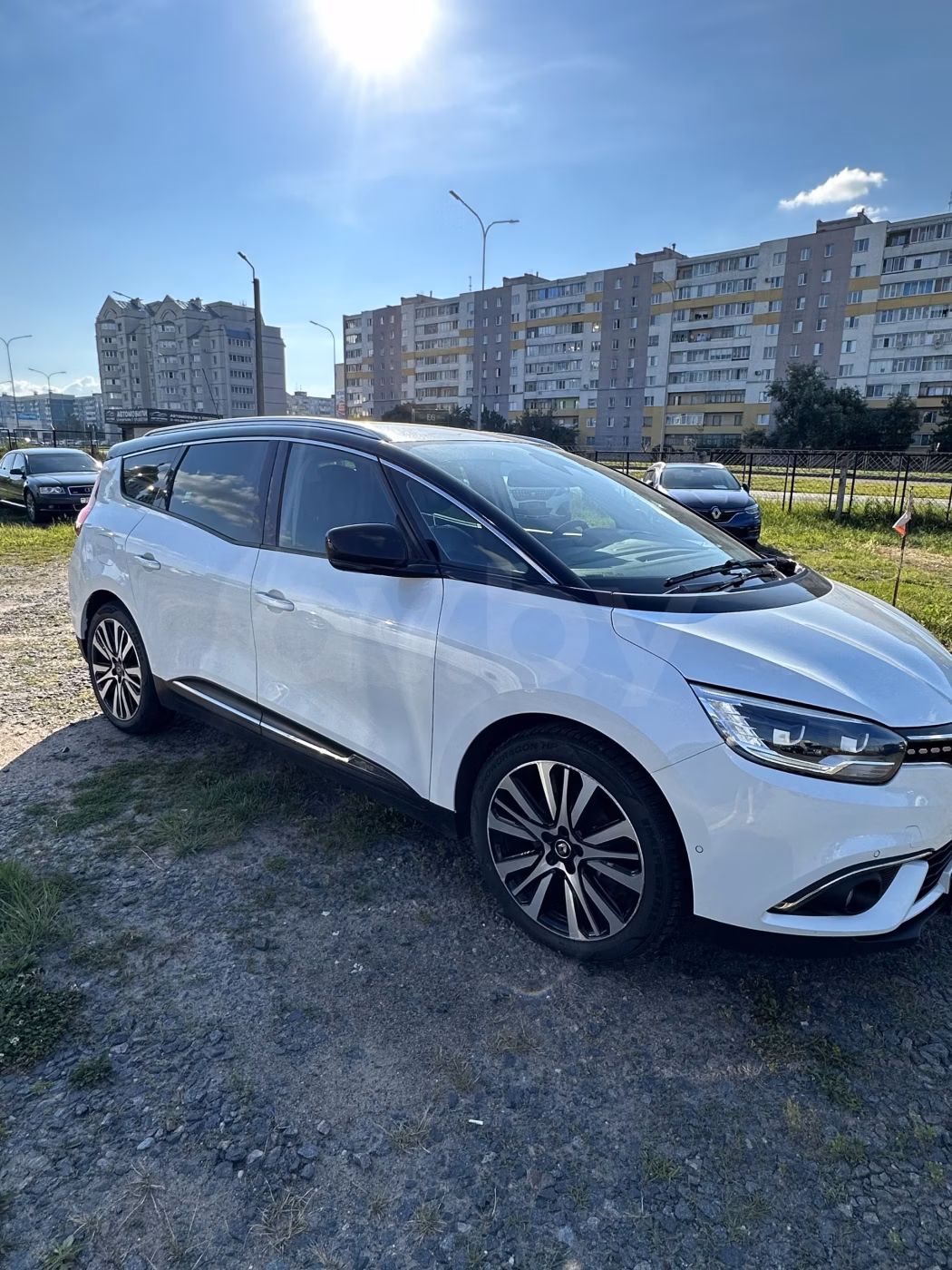 Renault Grand Scenic фото 2