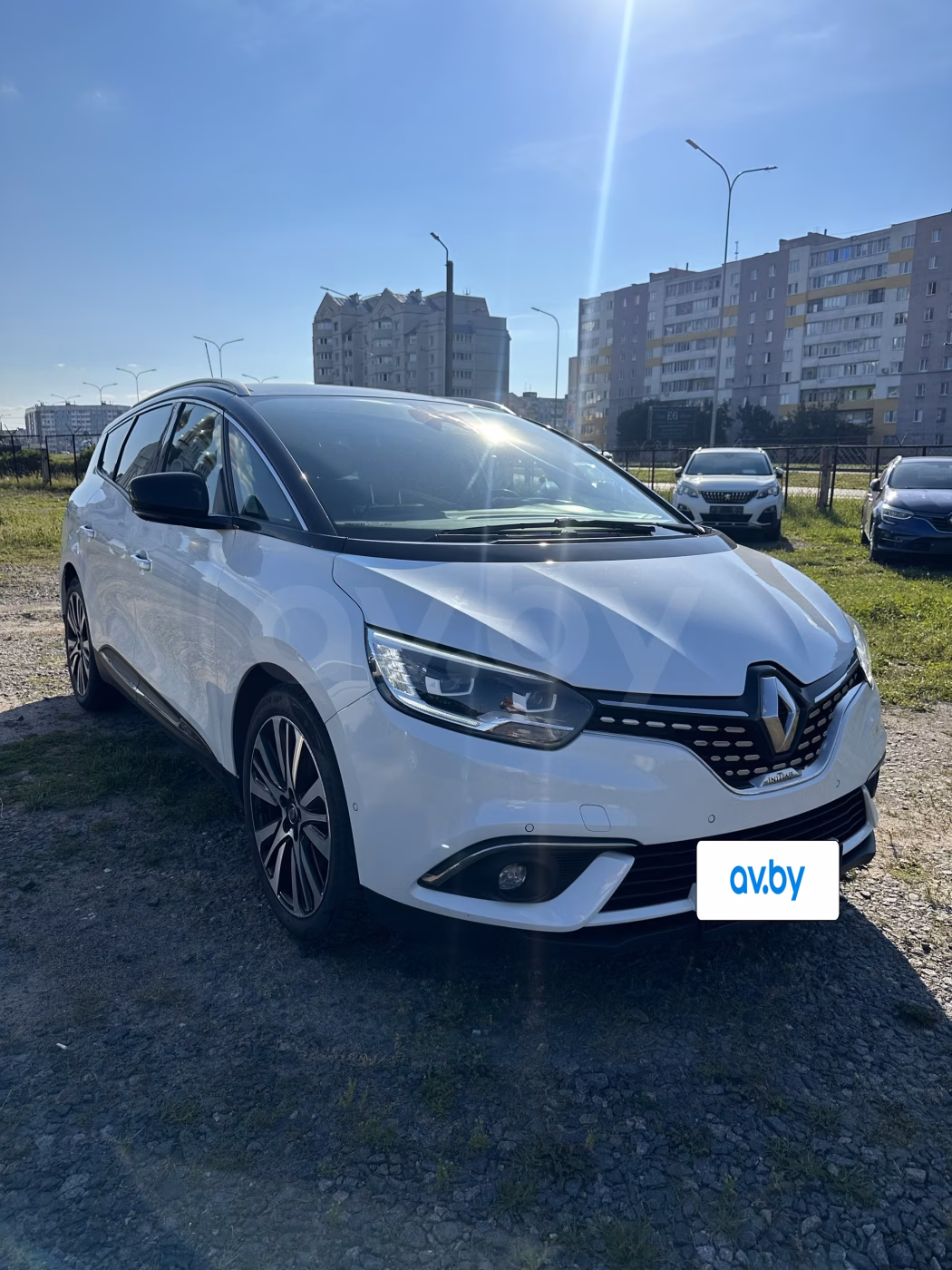 Renault Grand Scenic фото 3