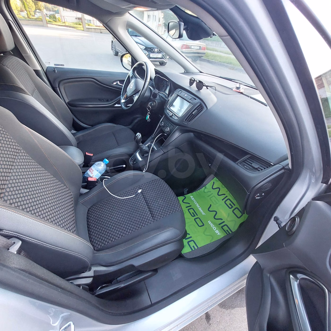 Opel Zafira фото 12
