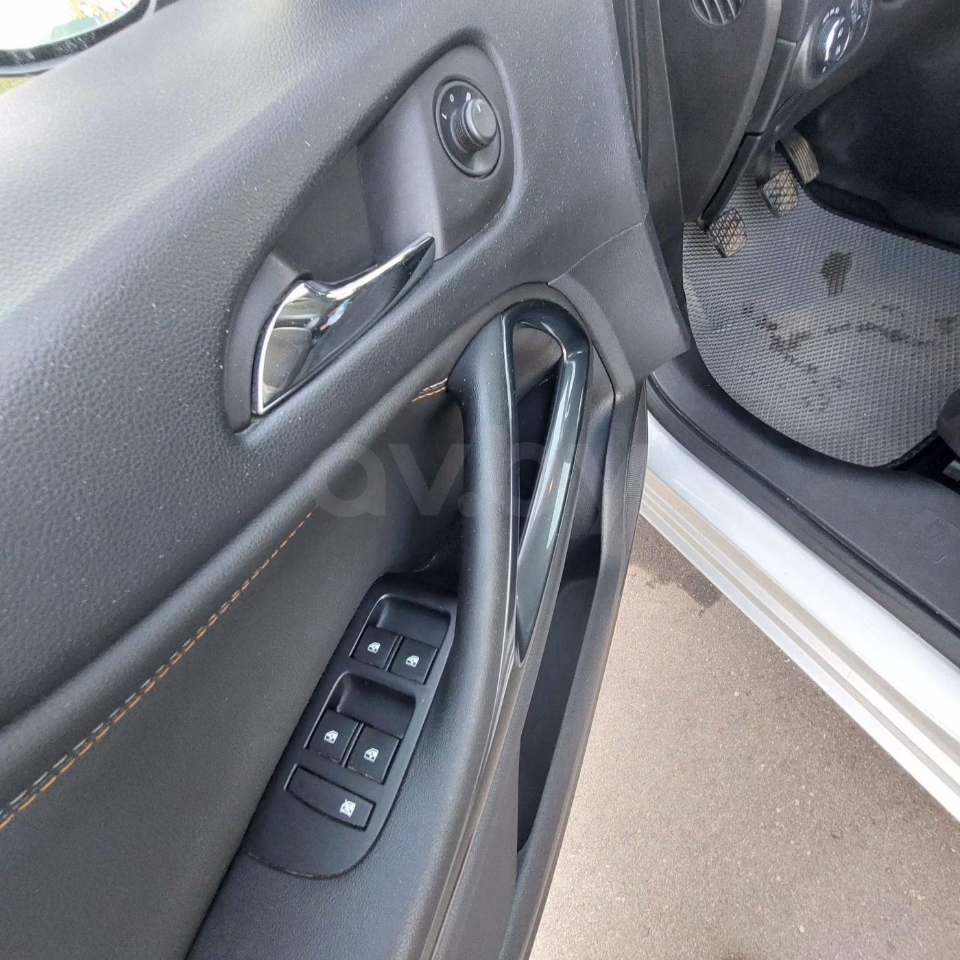 Opel Zafira фото 13
