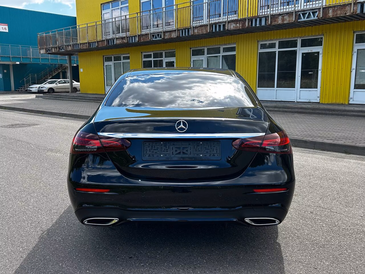 Mercedes-Benz E-Класс фото 3