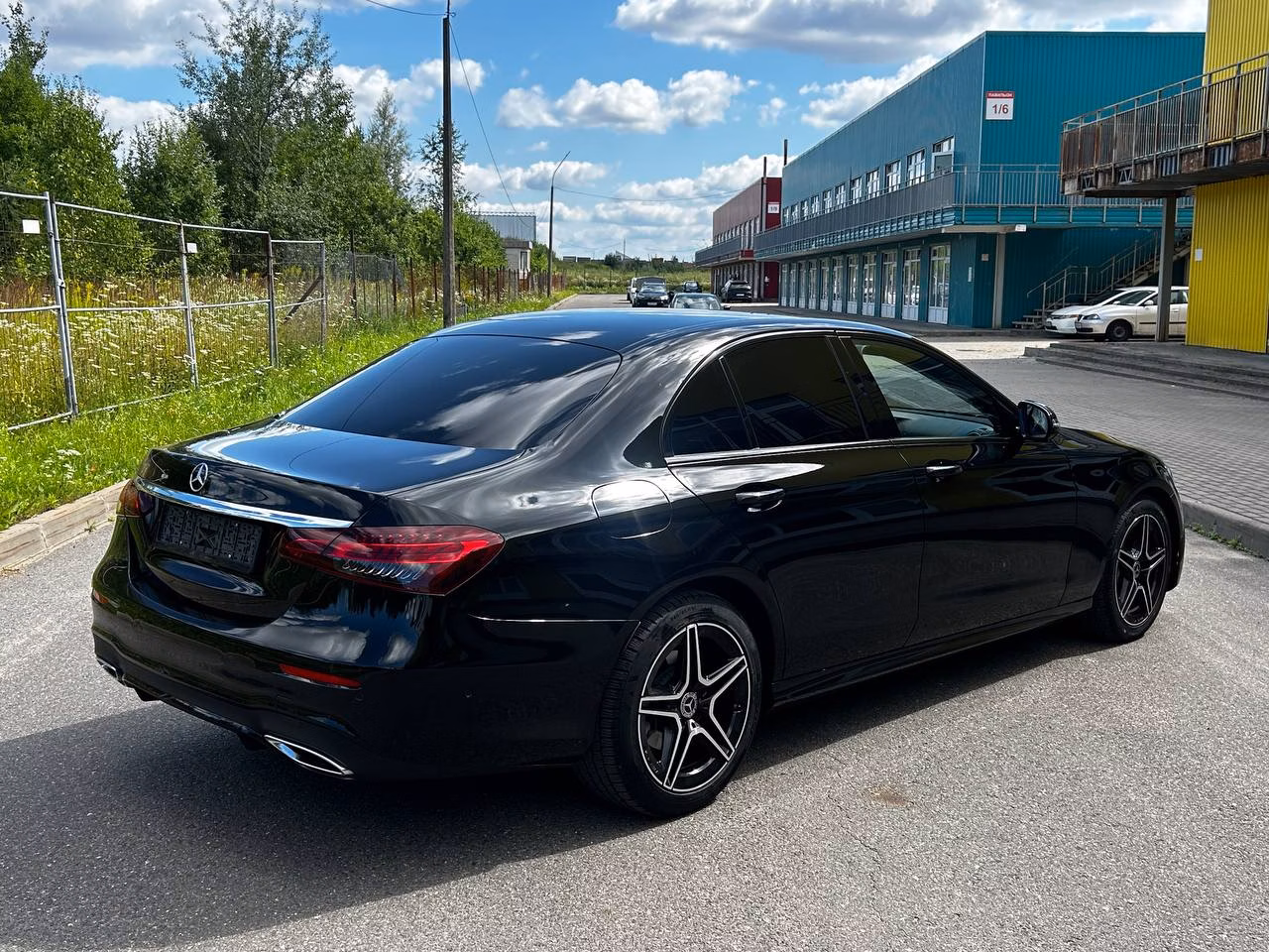Mercedes-Benz E-Класс фото 4
