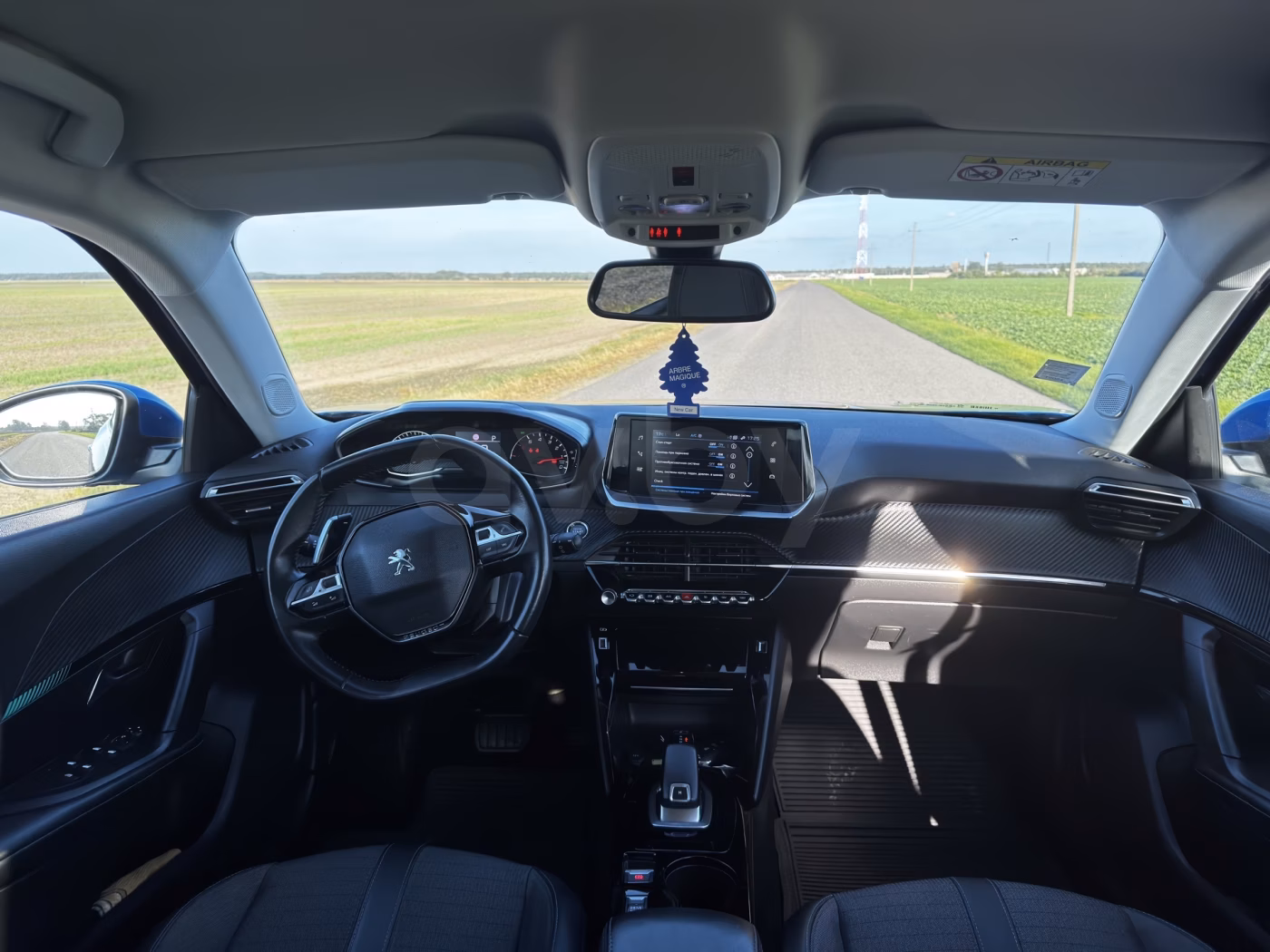 Peugeot 2008 фото 8