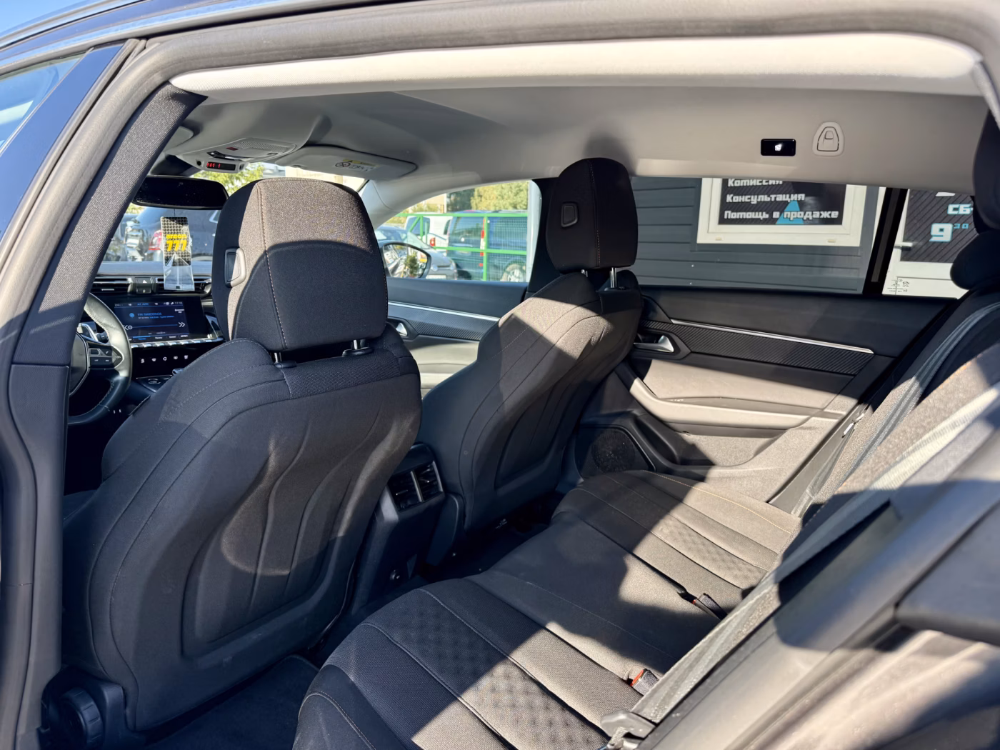 Peugeot 508 фото 13