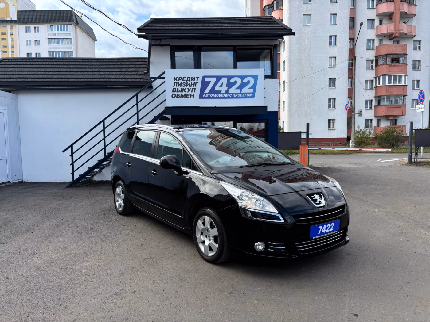 Peugeot 5008 фото 3