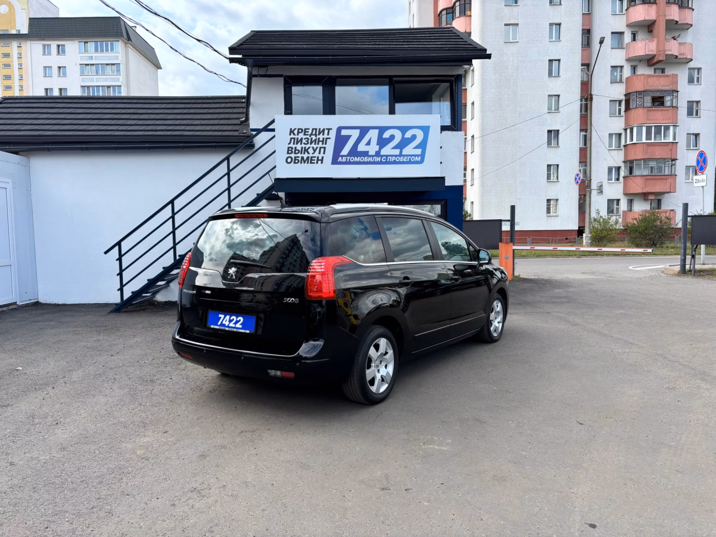Peugeot 5008 фото 5