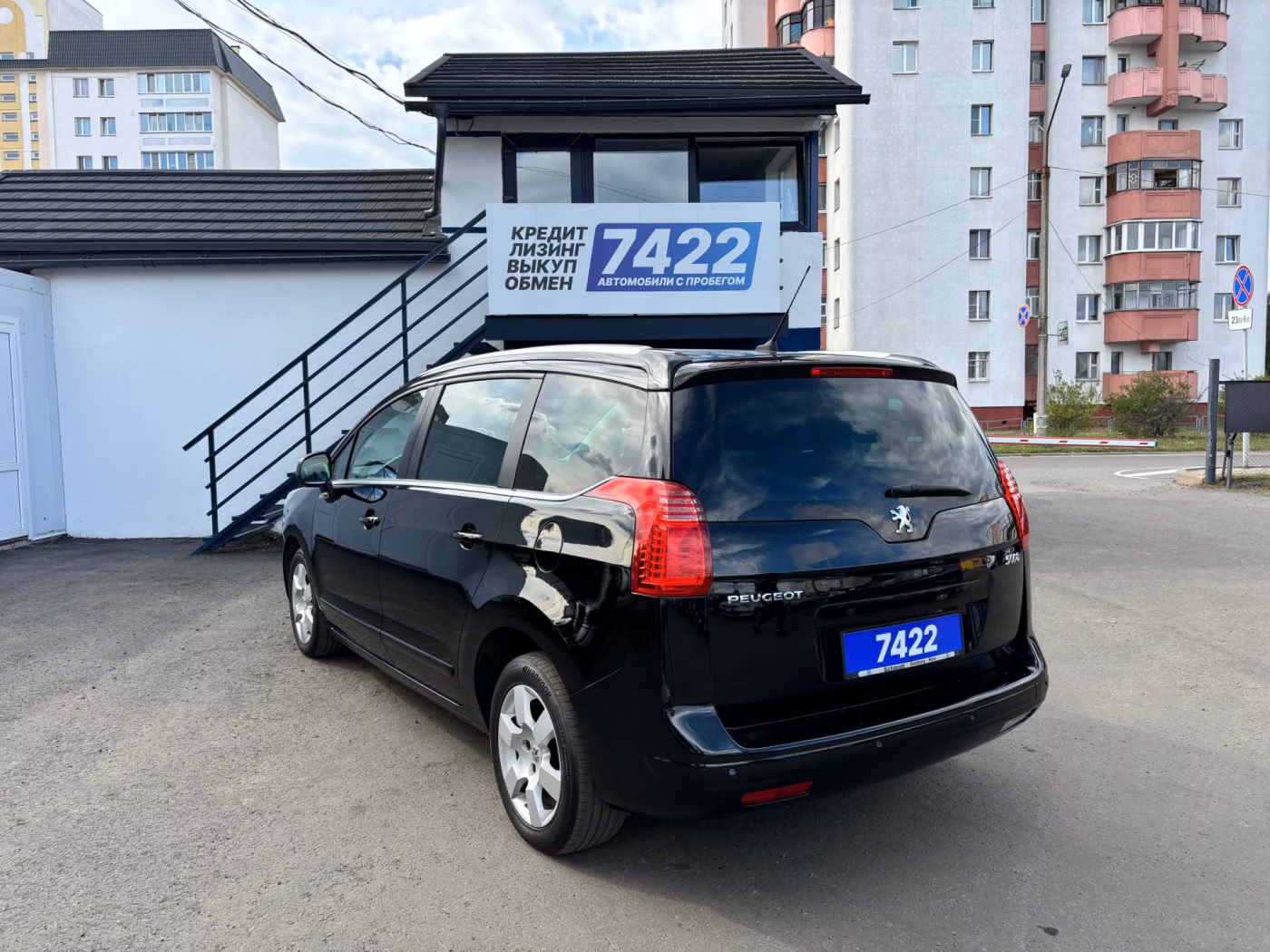 Peugeot 5008 фото 7