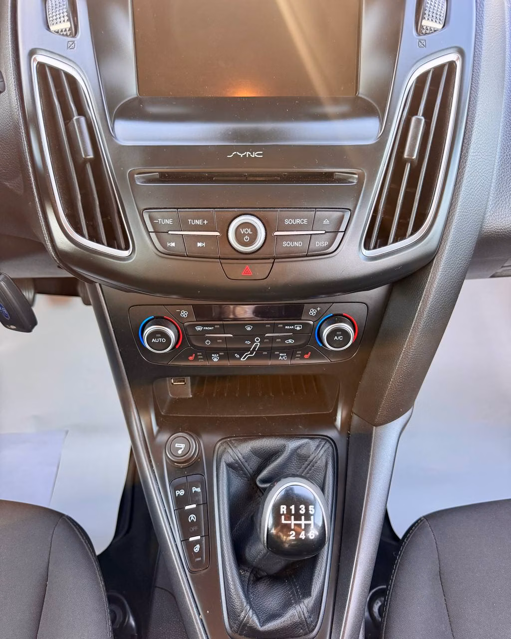 Ford Focus фото 15