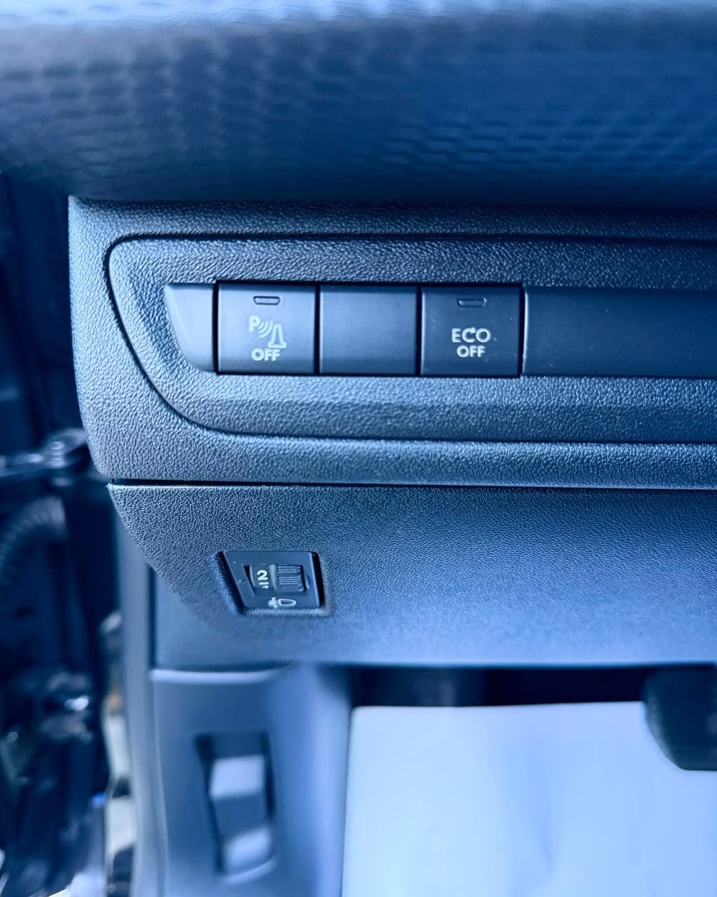 Peugeot 2008 фото 18