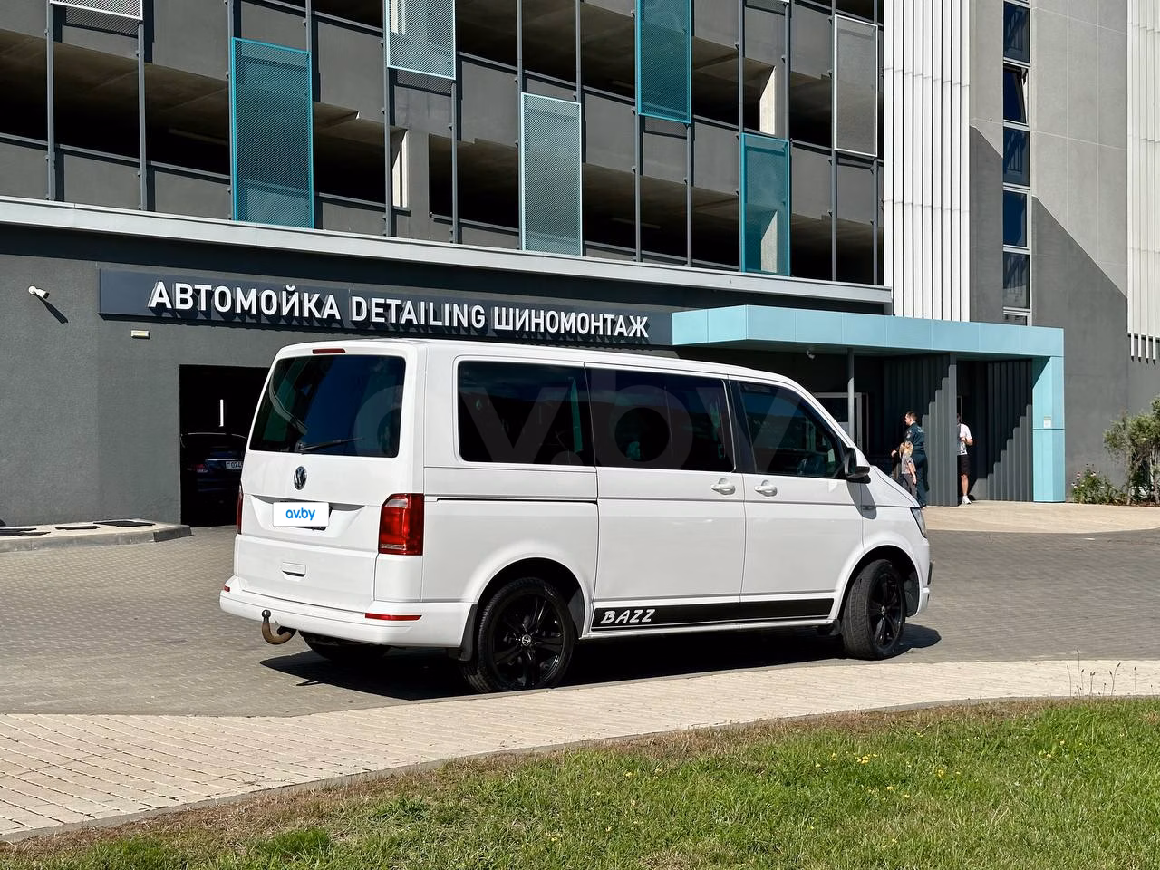 Volkswagen Caravelle фото 7