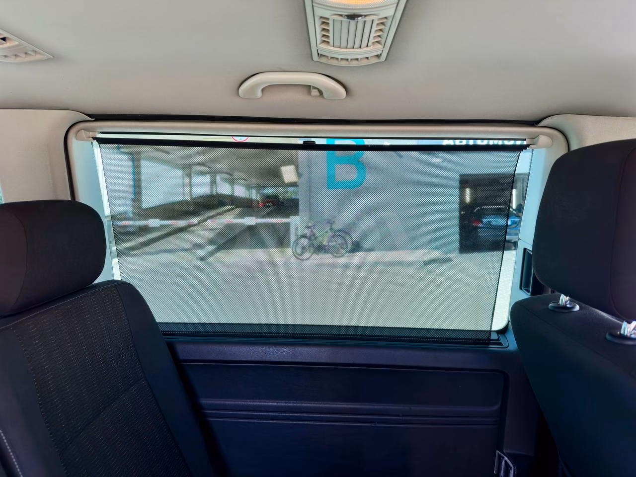 Volkswagen Caravelle фото 13