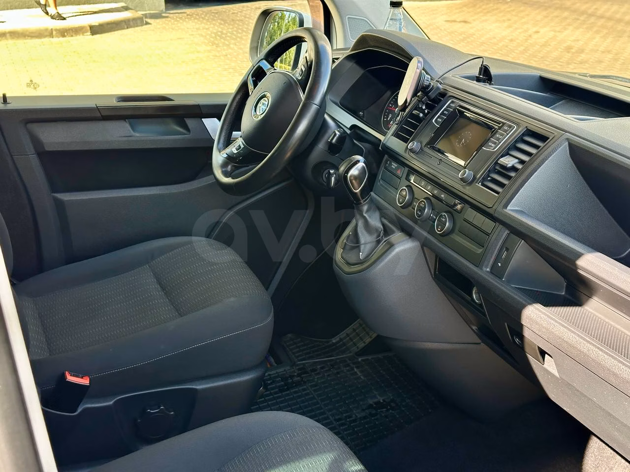 Volkswagen Caravelle фото 14