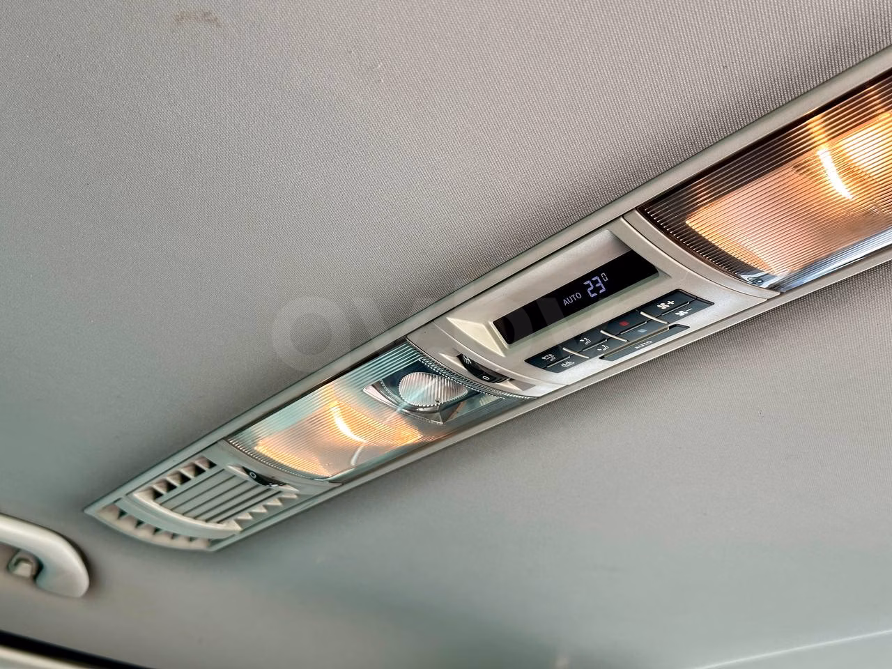 Volkswagen Caravelle фото 20