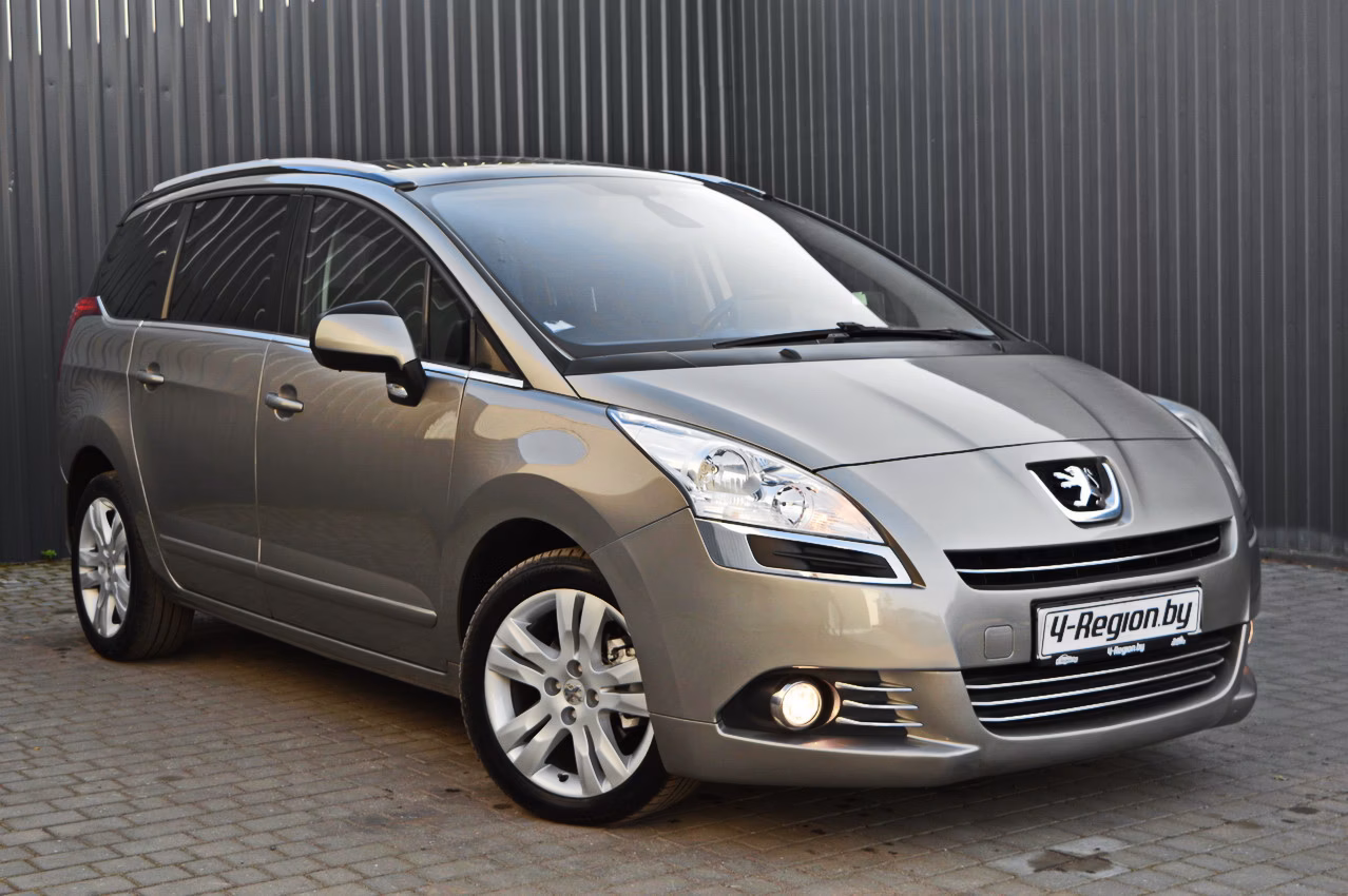 Peugeot 5008 фото 2