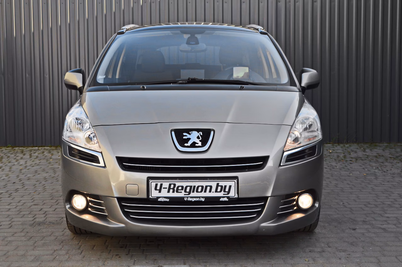 Peugeot 5008 фото 3