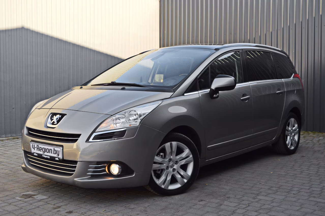 Peugeot 5008 фото 4