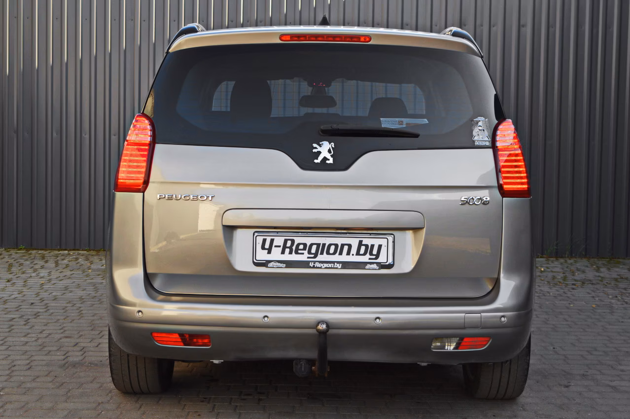 Peugeot 5008 фото 6