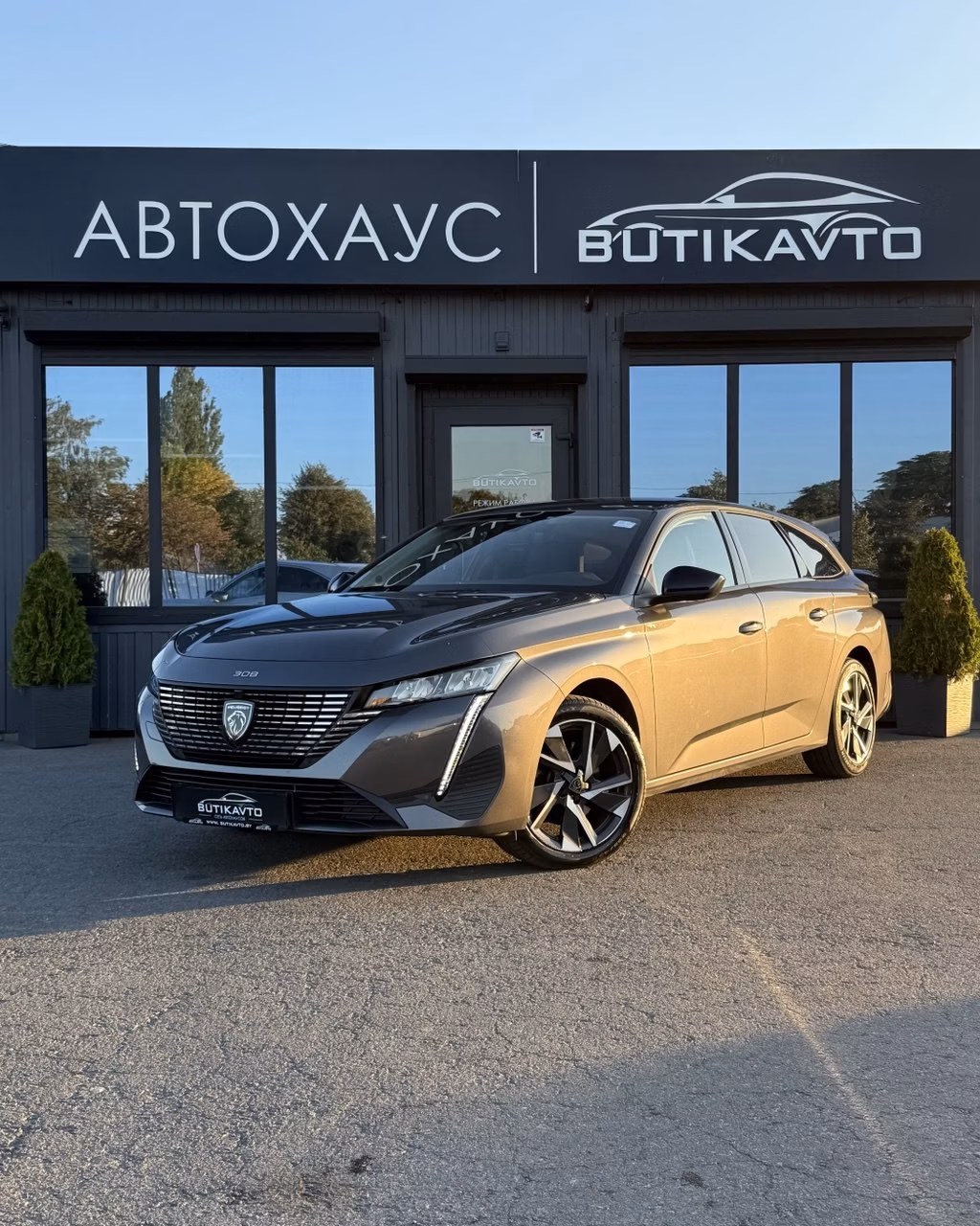 Peugeot 308 фото 3