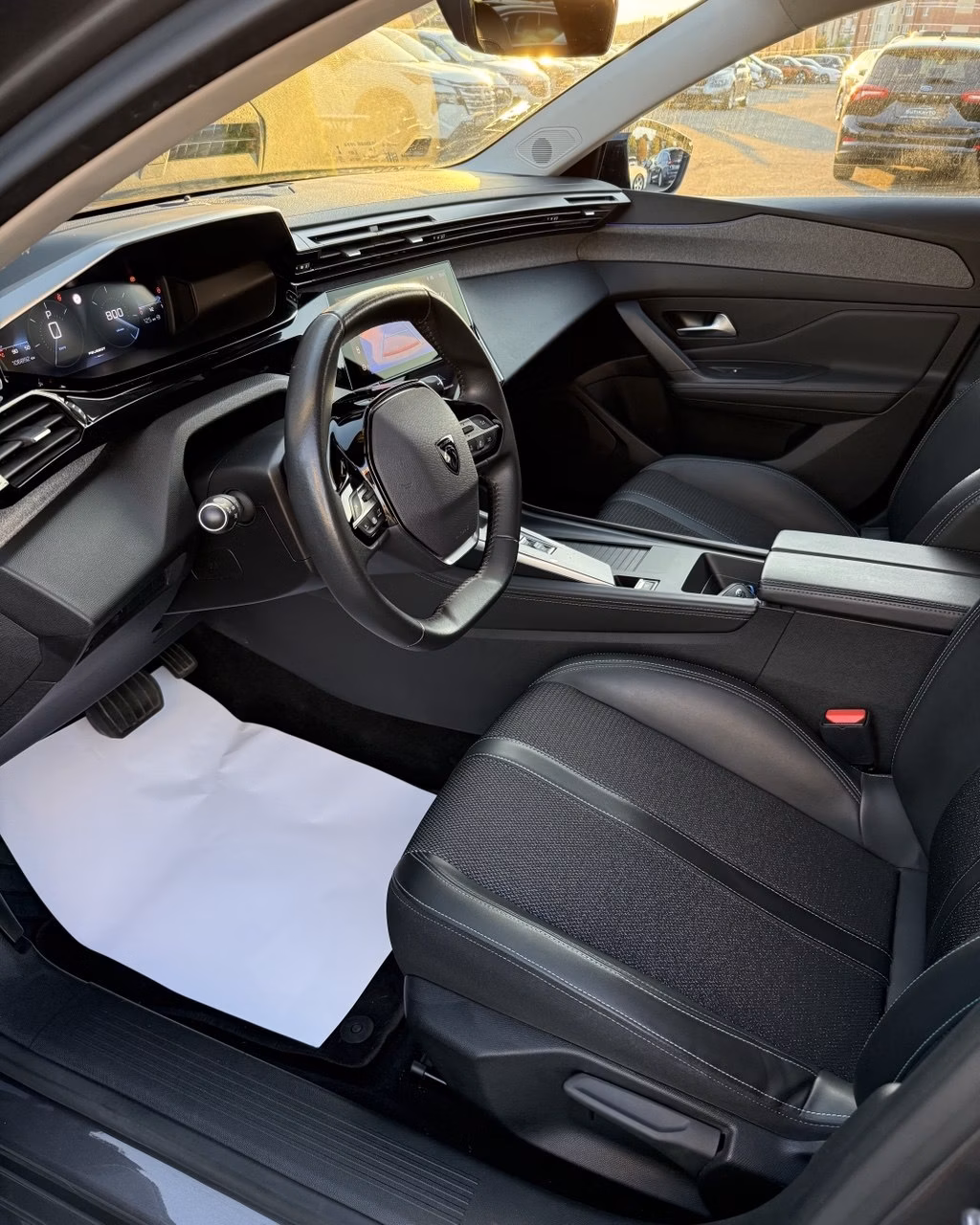 Peugeot 308 фото 10