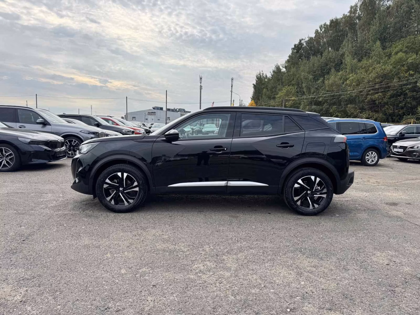Peugeot 2008 фото 8