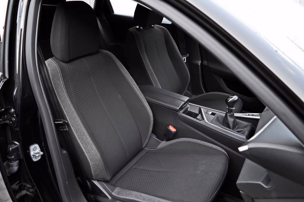Peugeot 308 фото 9