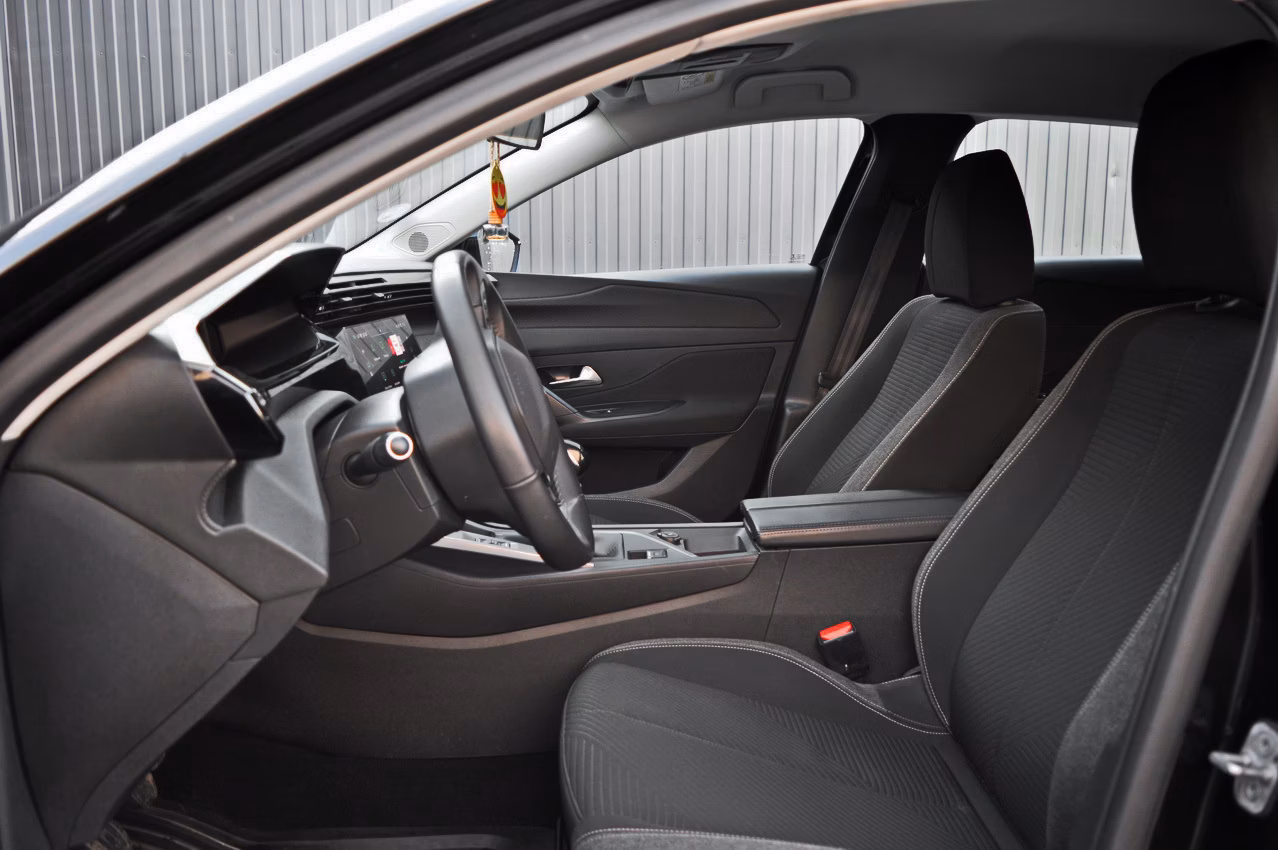 Peugeot 308 фото 10