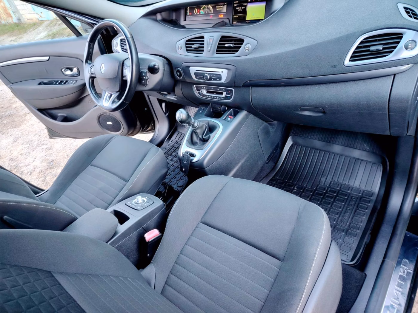 Renault Grand Scenic фото 20