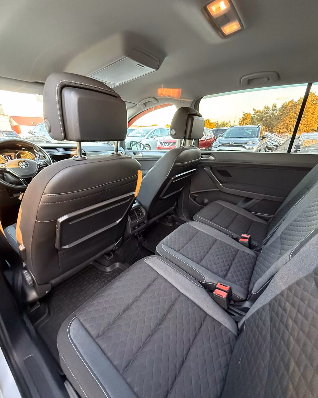 Volkswagen Touran фото 11