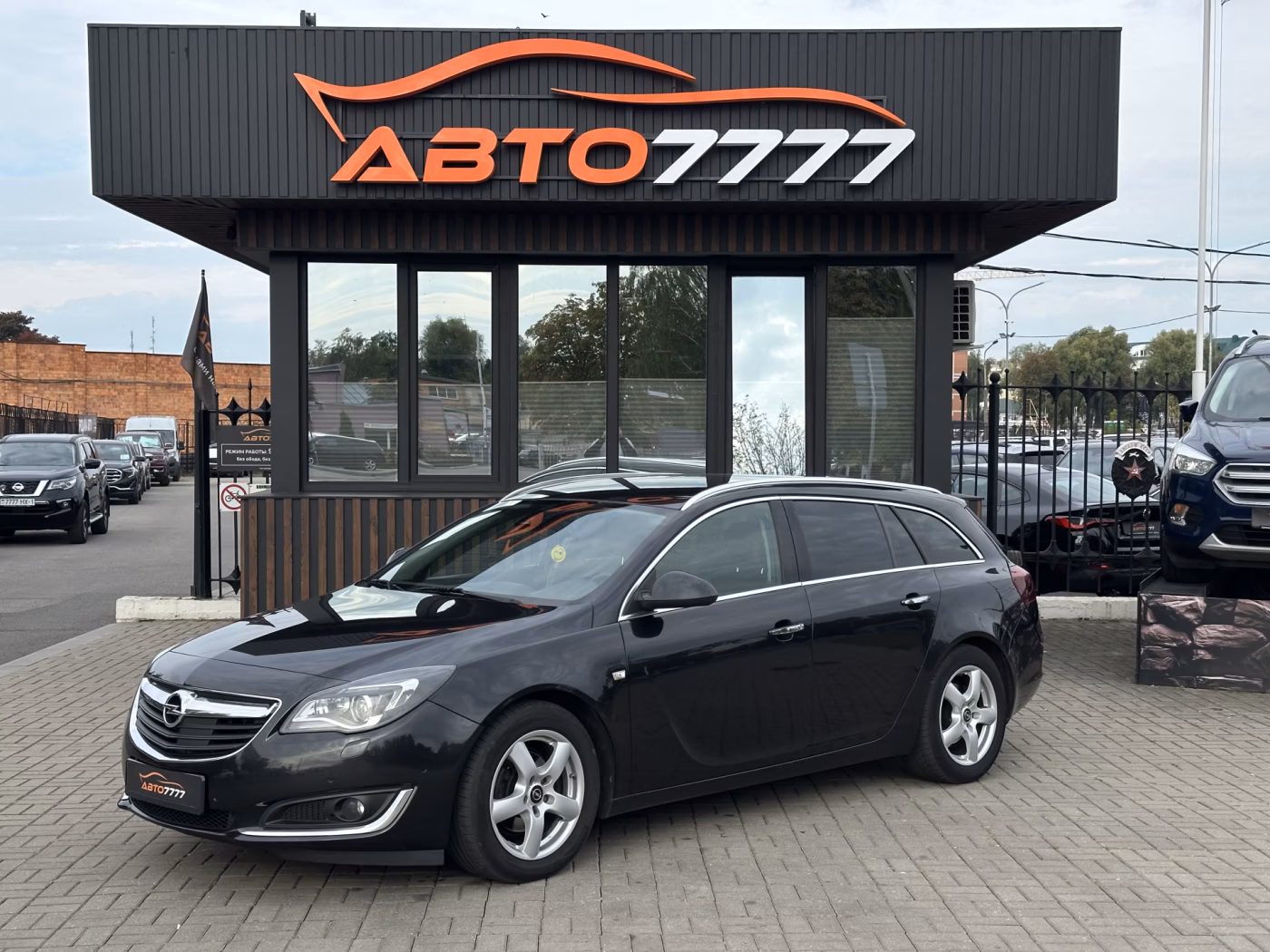 Opel Insignia фото 5