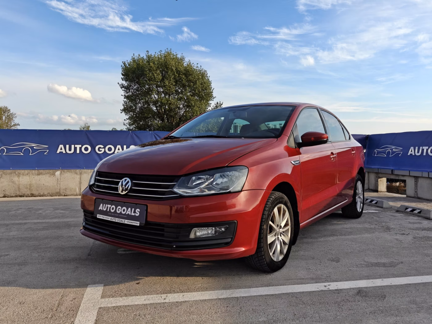 Volkswagen Polo Sedan фото 3