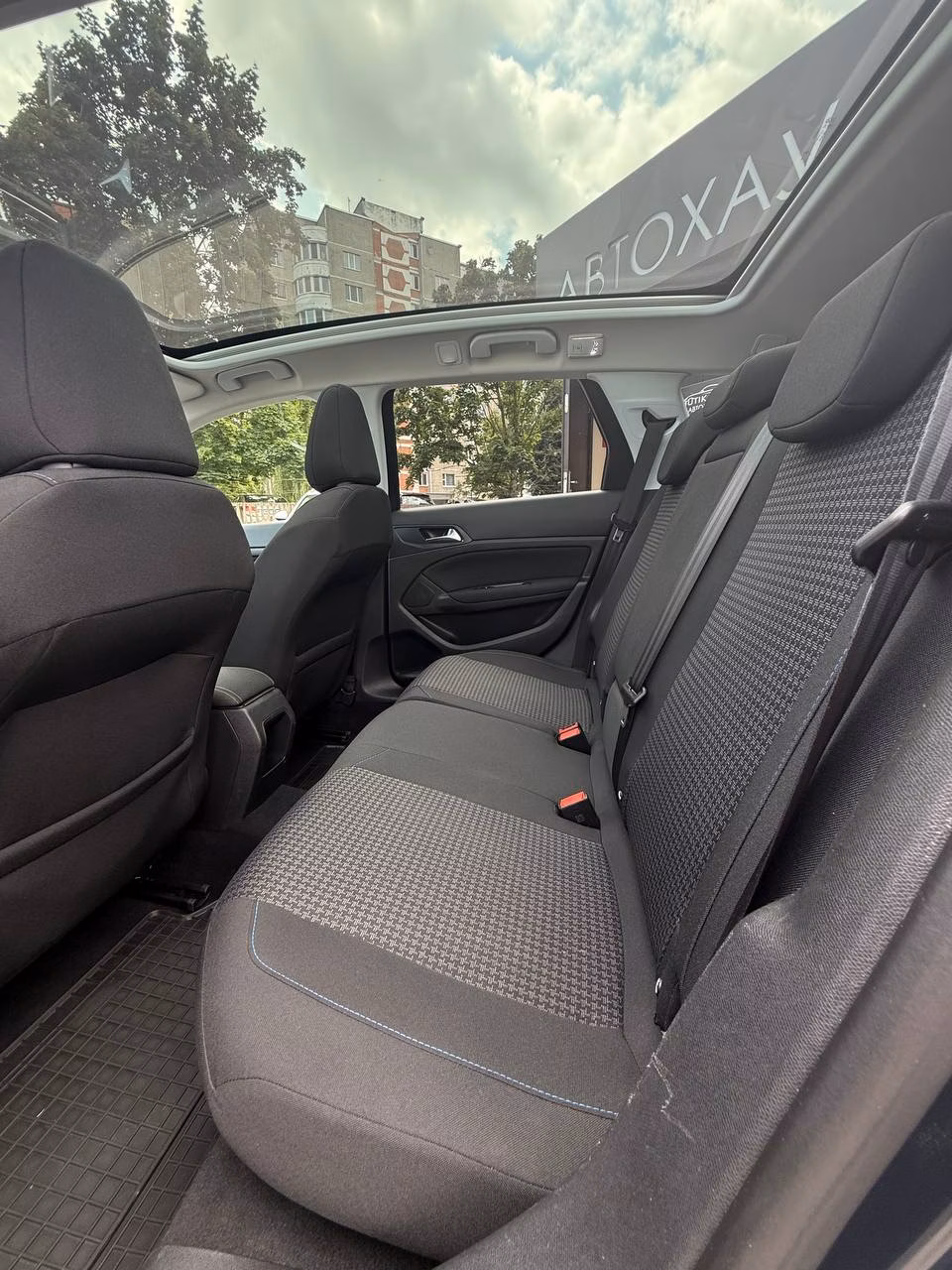 Peugeot 308 фото 10