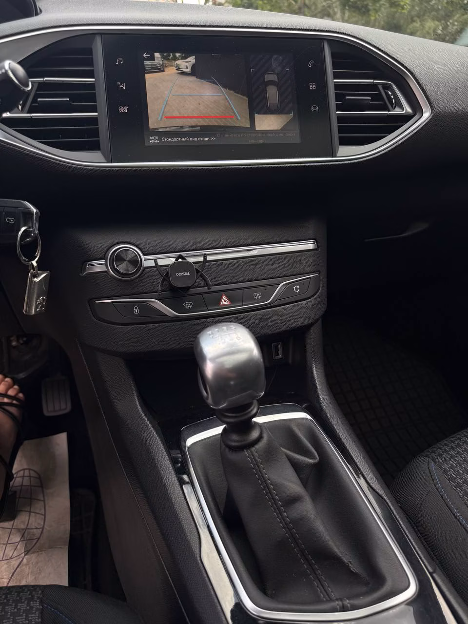 Peugeot 308 фото 11