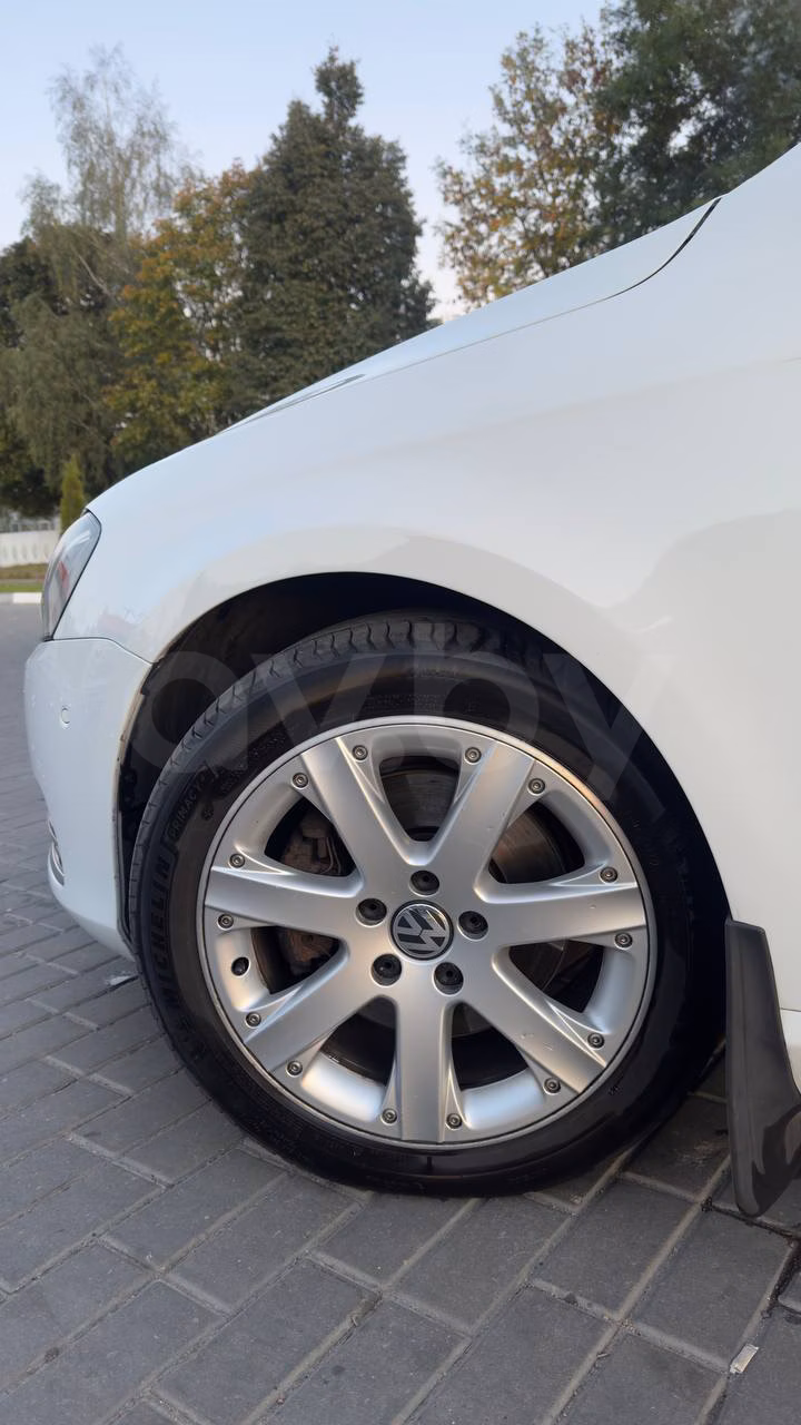 Volkswagen Passat фото 9
