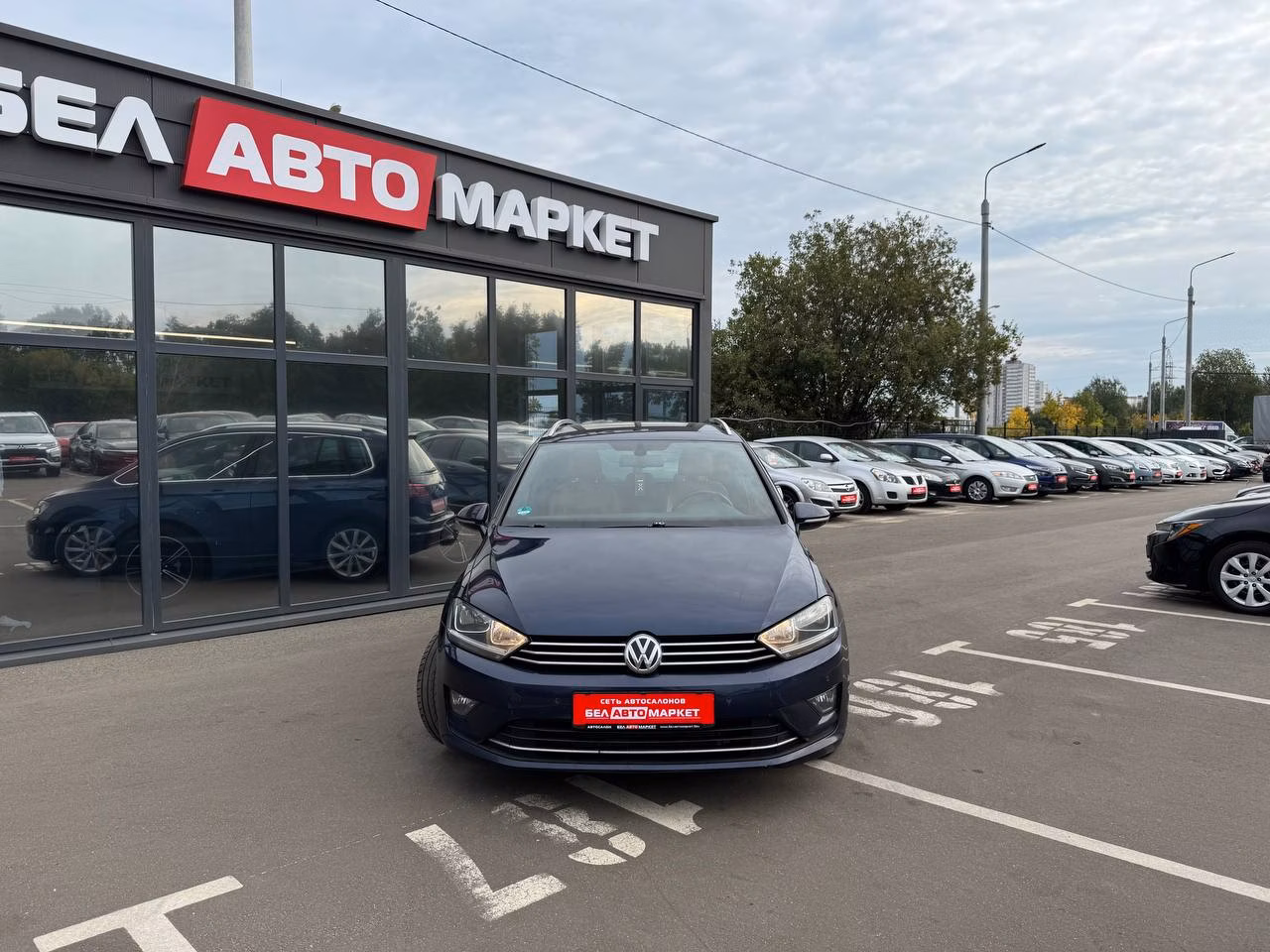 Volkswagen Golf Sportsvan фото 2