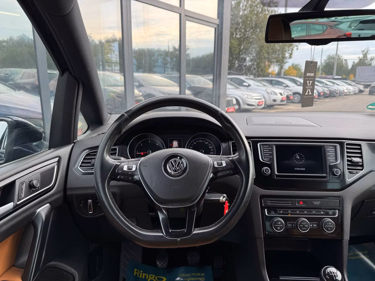 Volkswagen Golf Sportsvan фото 10