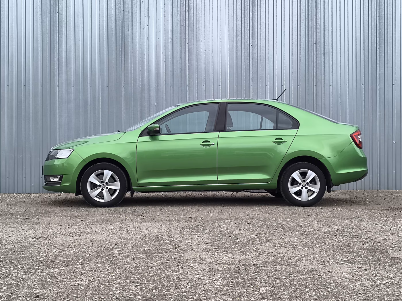 Skoda Rapid фото 4