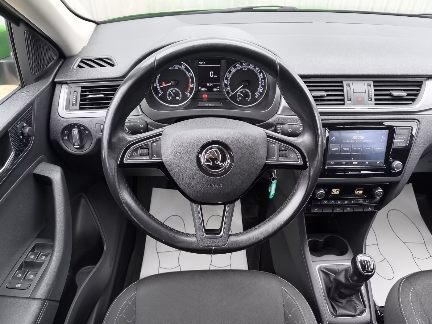 Skoda Rapid фото 14