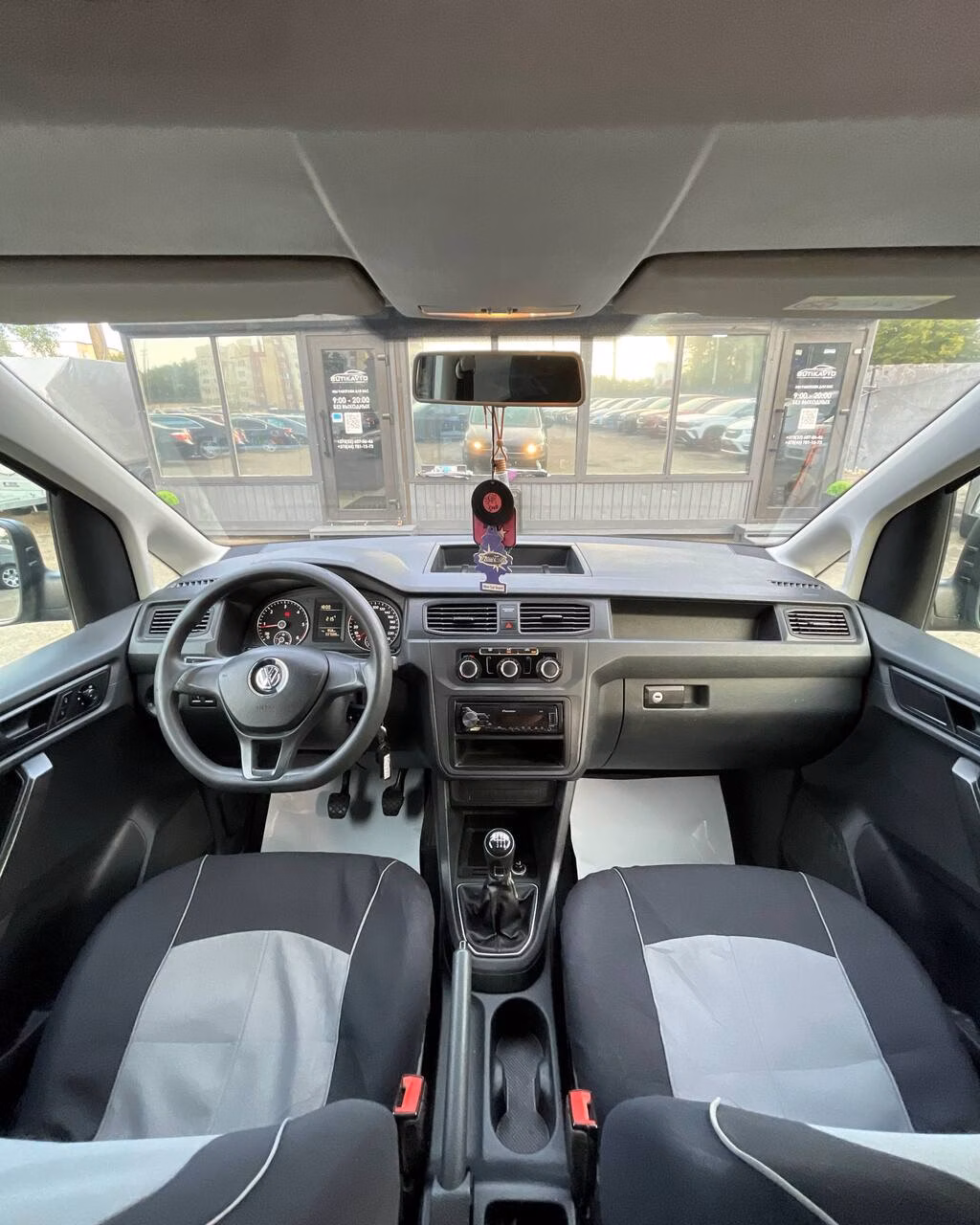 Volkswagen Caddy MAXI фото 7