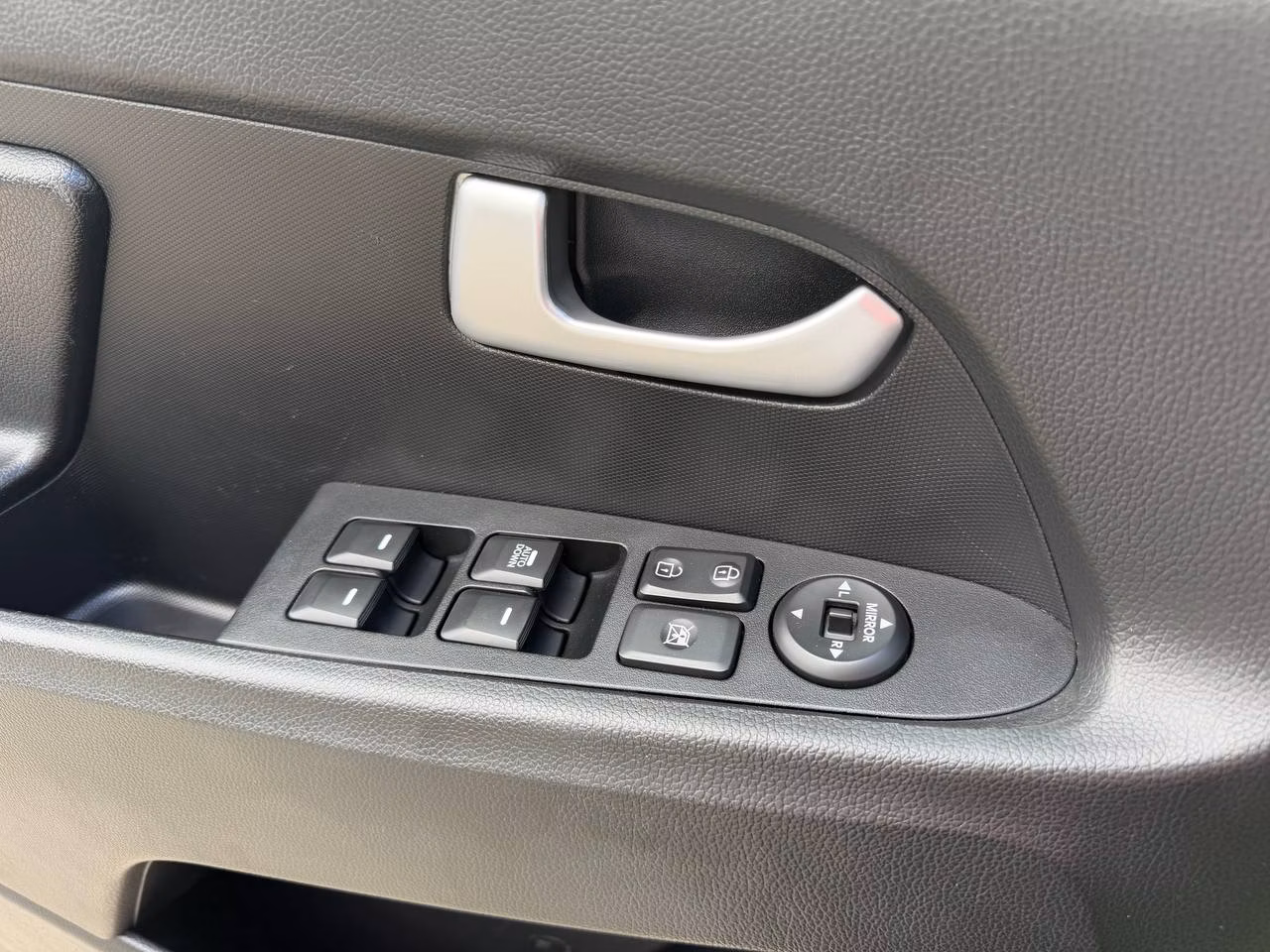 Kia Sportage фото 15