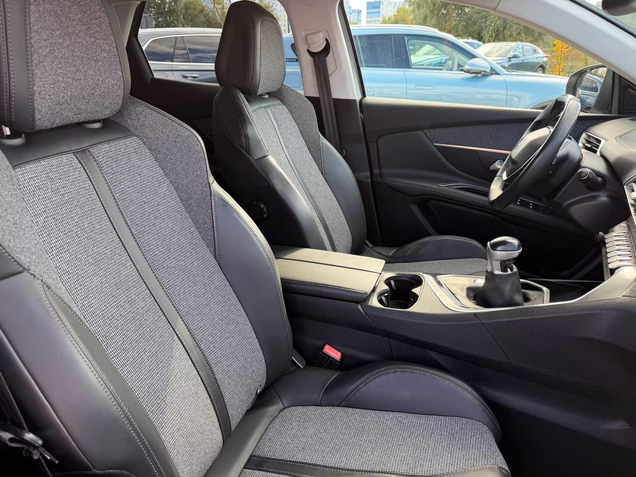 Peugeot 3008 фото 19