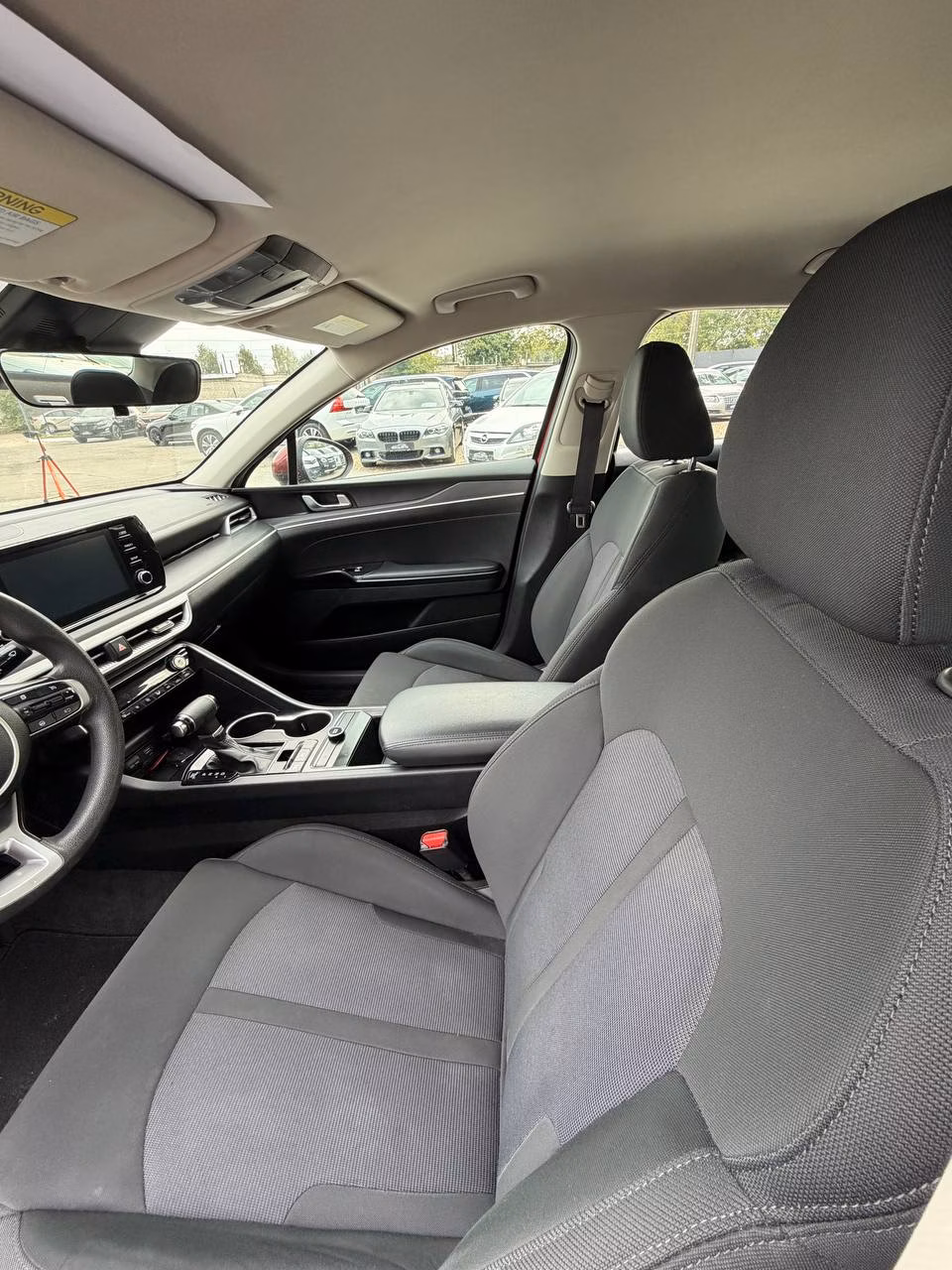 Kia K5 фото 9