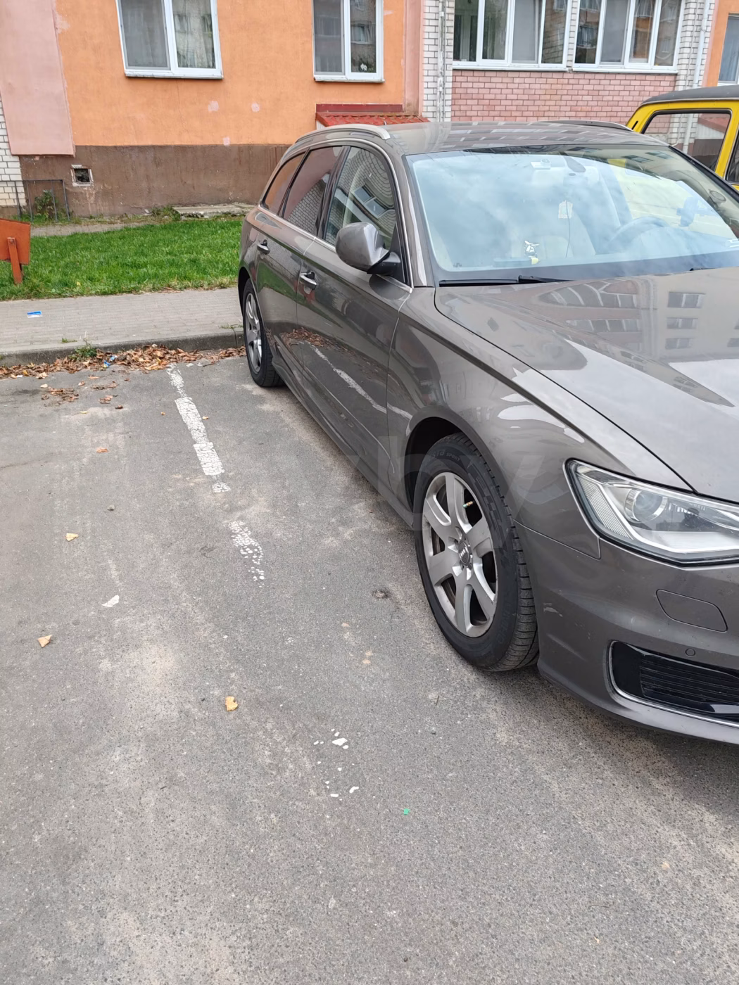 Audi A6 фото 2