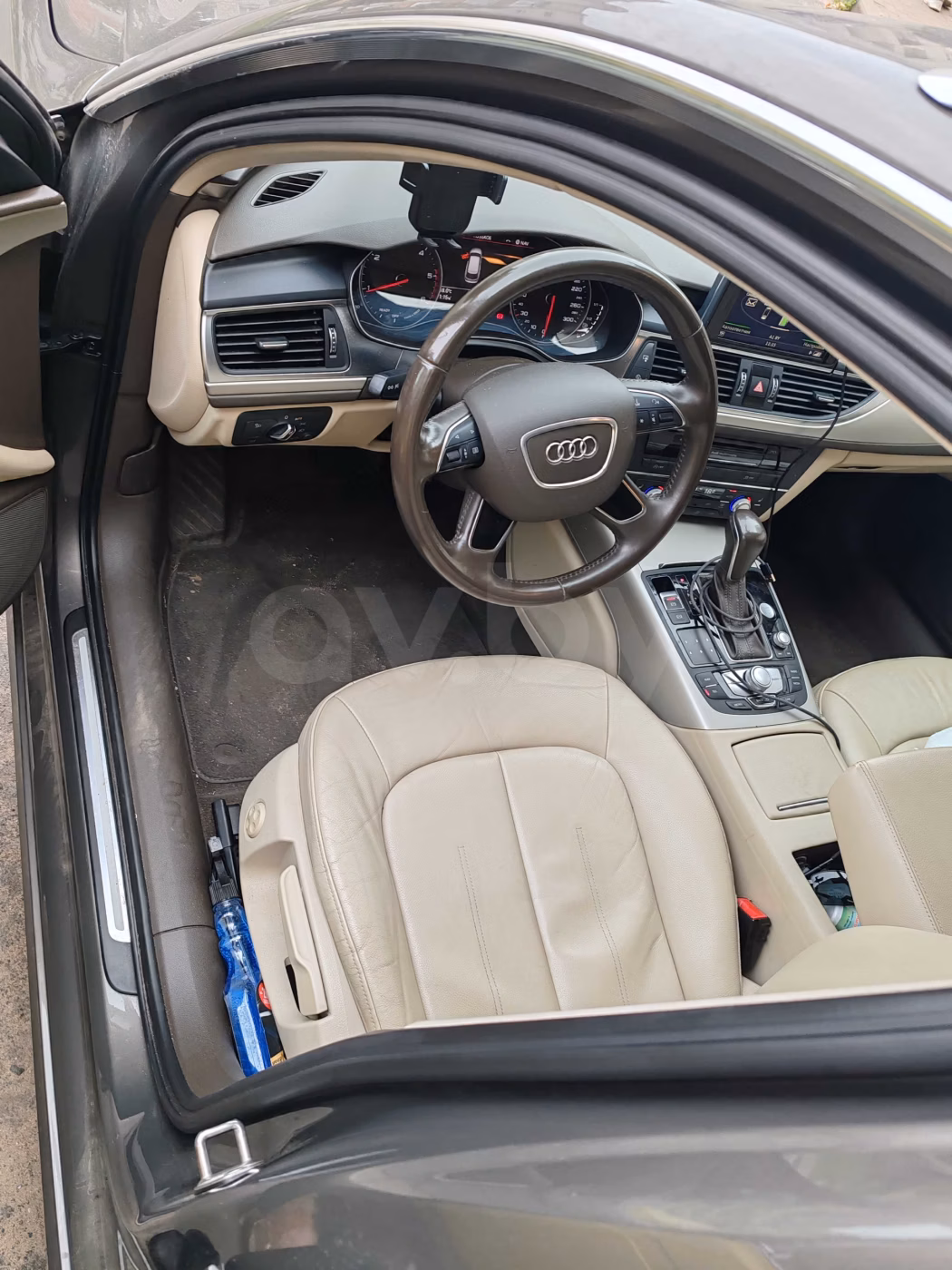 Audi A6 фото 11