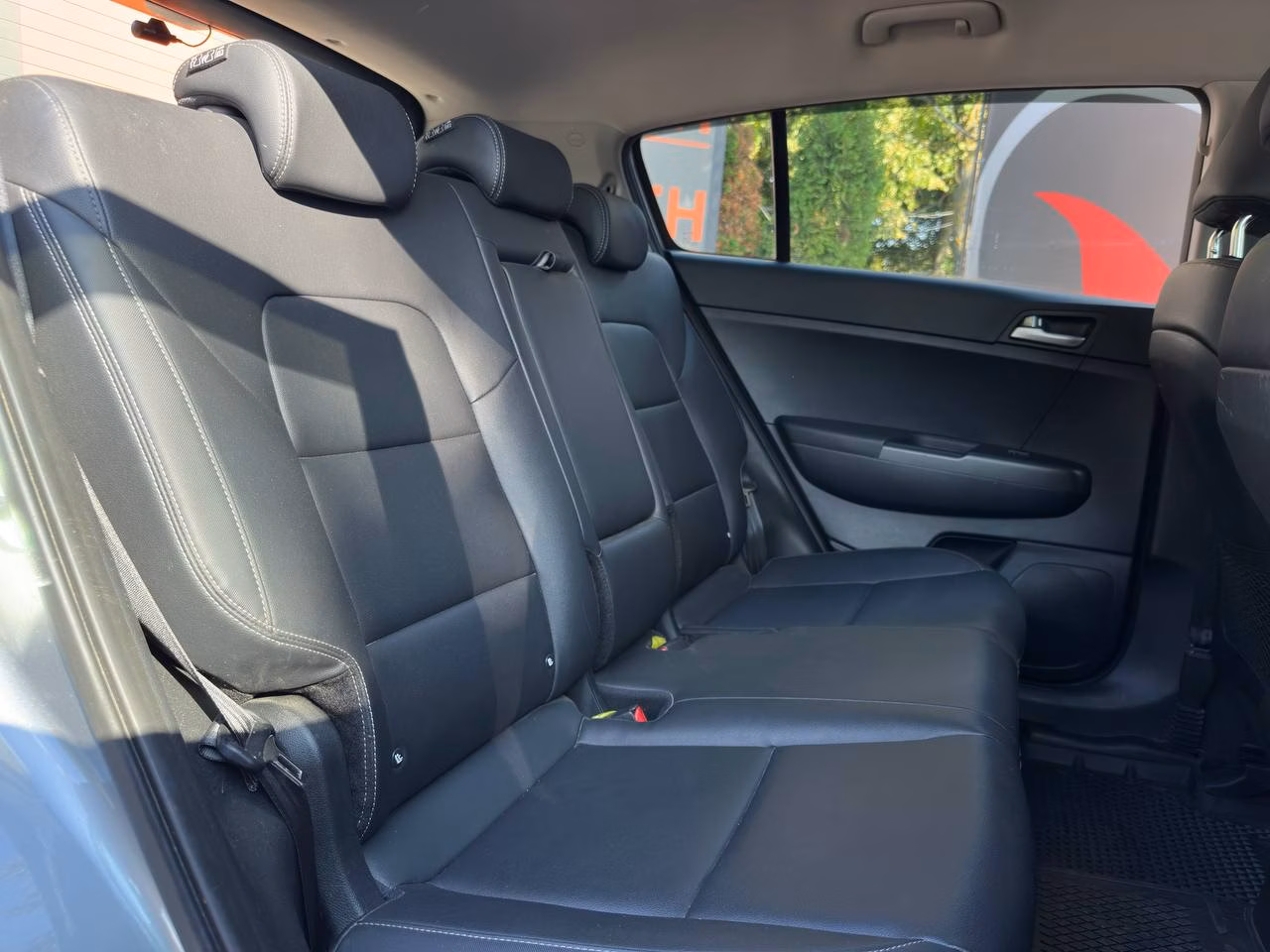 Kia Sportage фото 9